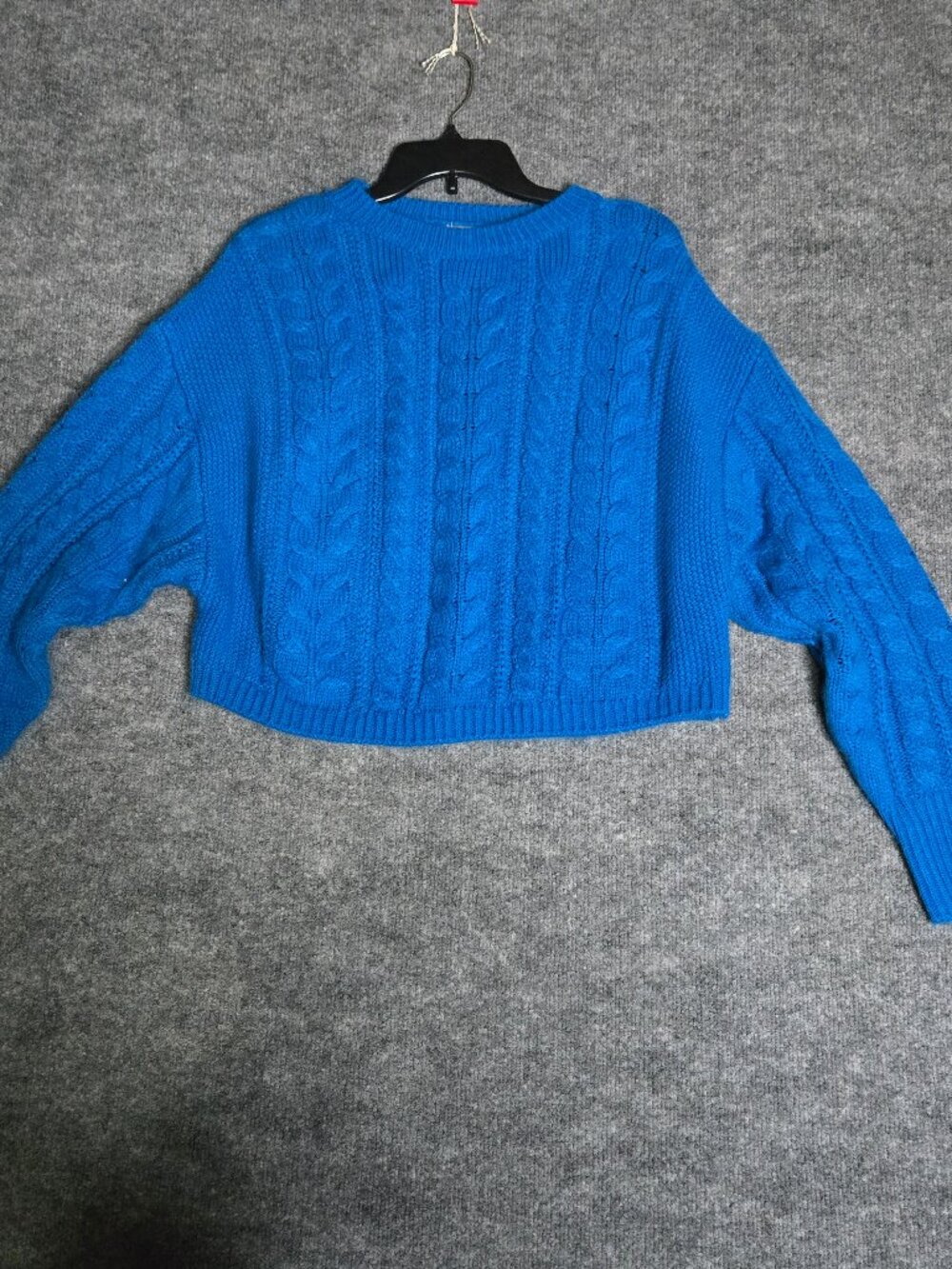 Hippie Rose Cropped Knit Sweater Blue Sz Med Round Neck Lightweight